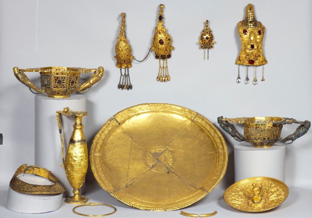 Tezaurul de la Pietroasa - Tezaurul Istoric