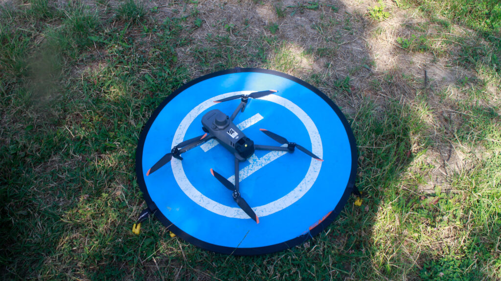 Echipamente utilizate în achiziția de date pentru GIS. UAV (drone)