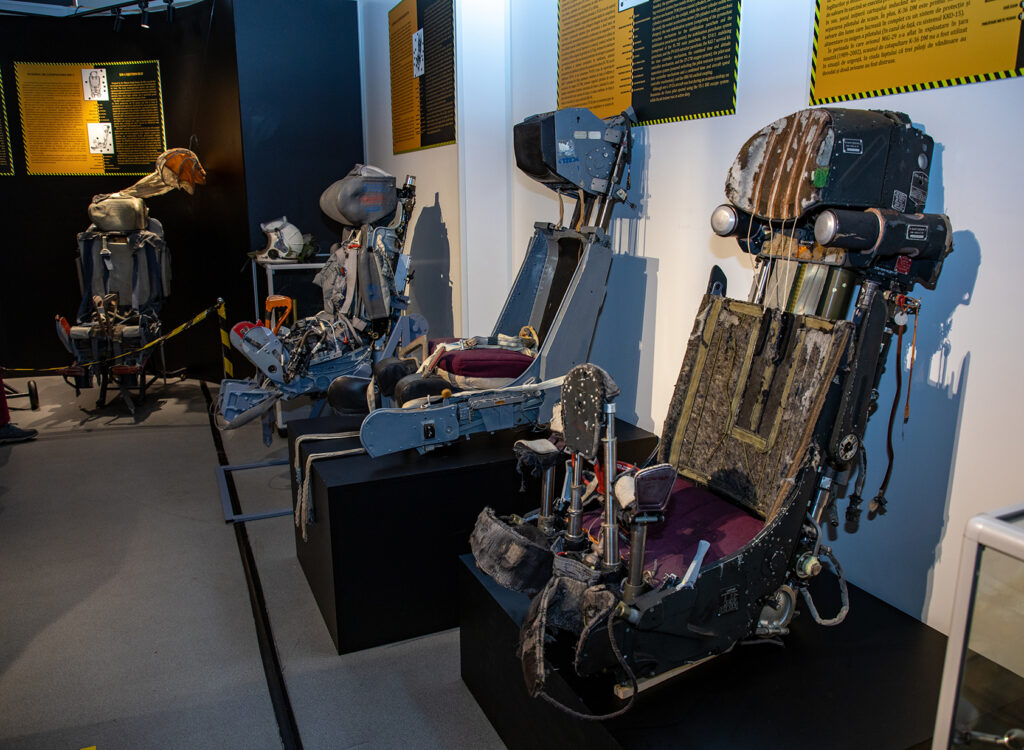 „MAI IUTE CA MOARTEA. 70 de ani de la prima catapultare a unui pilot militar român”, la MNIR