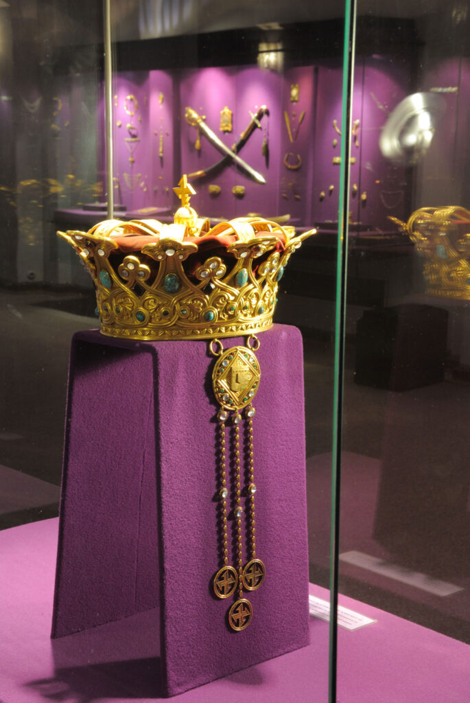 The Crown of Queen Maria of Romania - The Historical Treasure