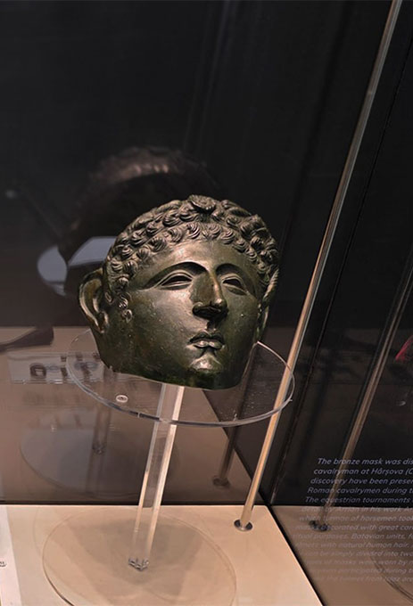 Mărtișor curatorial – tur ghidat gratuit, de 1 martie, la MNIR!