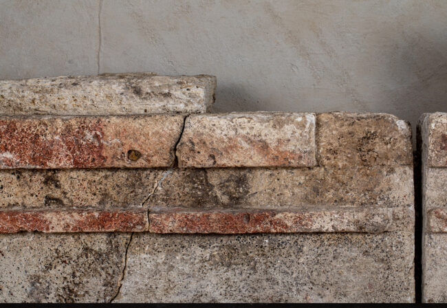 Patul funerar elenistic - Callatis, Lapidarium, MNIR