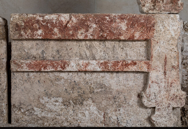 Patul funerar elenistic - Callatis, Lapidarium, MNIR