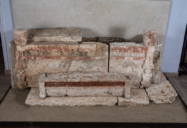 Patul funerar elenistic - Callatis, Lapidarium, MNIR