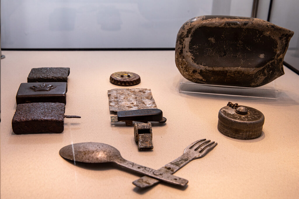 repWARtaje - o nouă expoziție la MNIR –